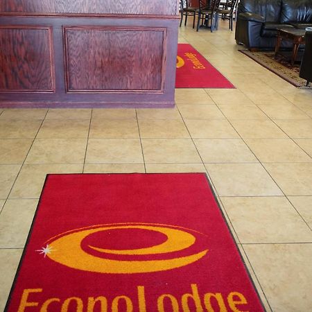 Econo Lodge Inn & Suites Kearney Luaran gambar